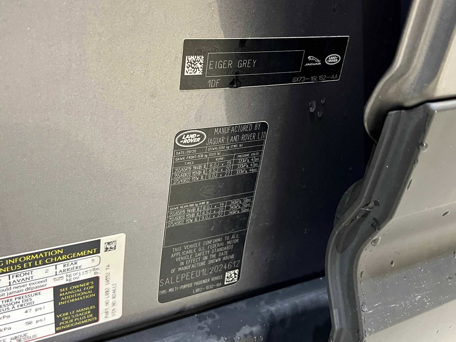 Used 2020 Land Rover Defender 110 SE image 27