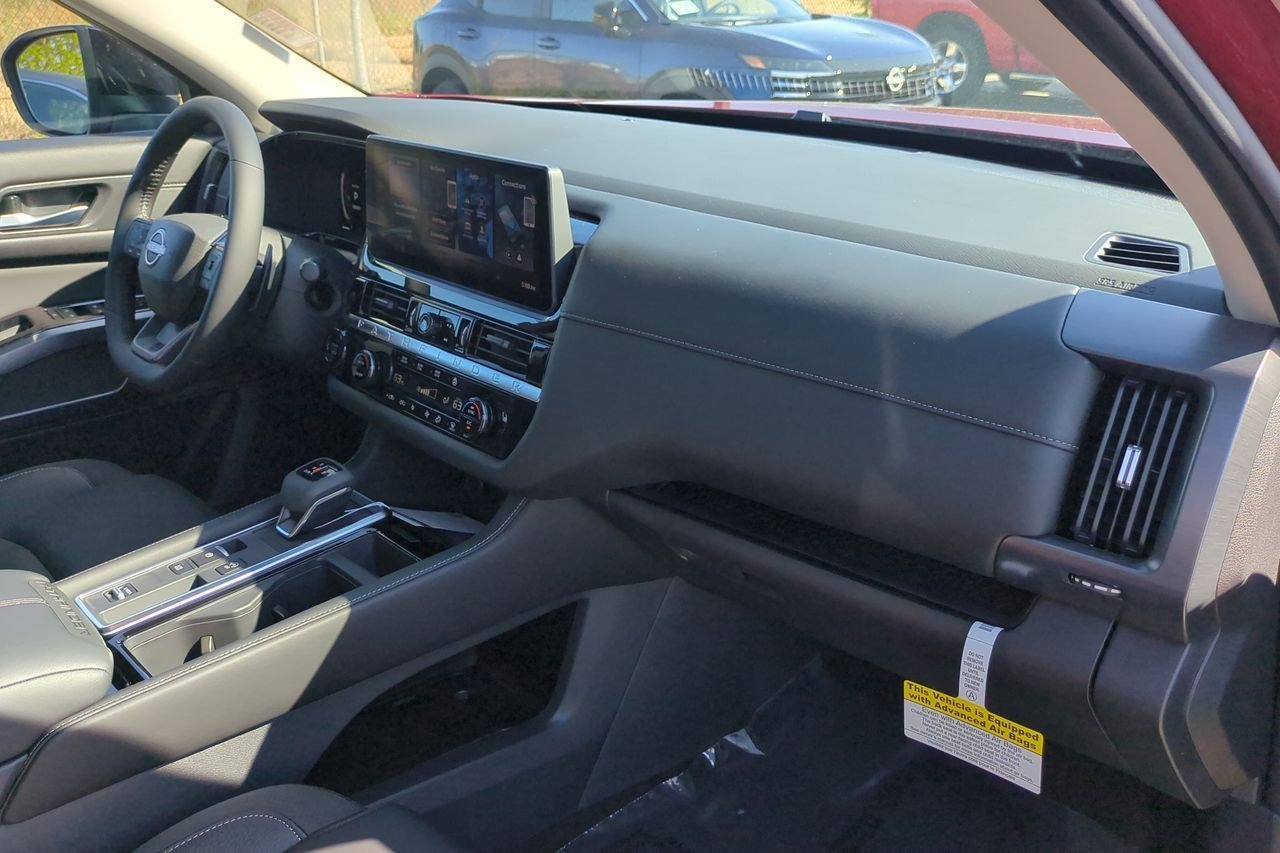 New 2026 Nissan Pathfinder SL FWD image 40