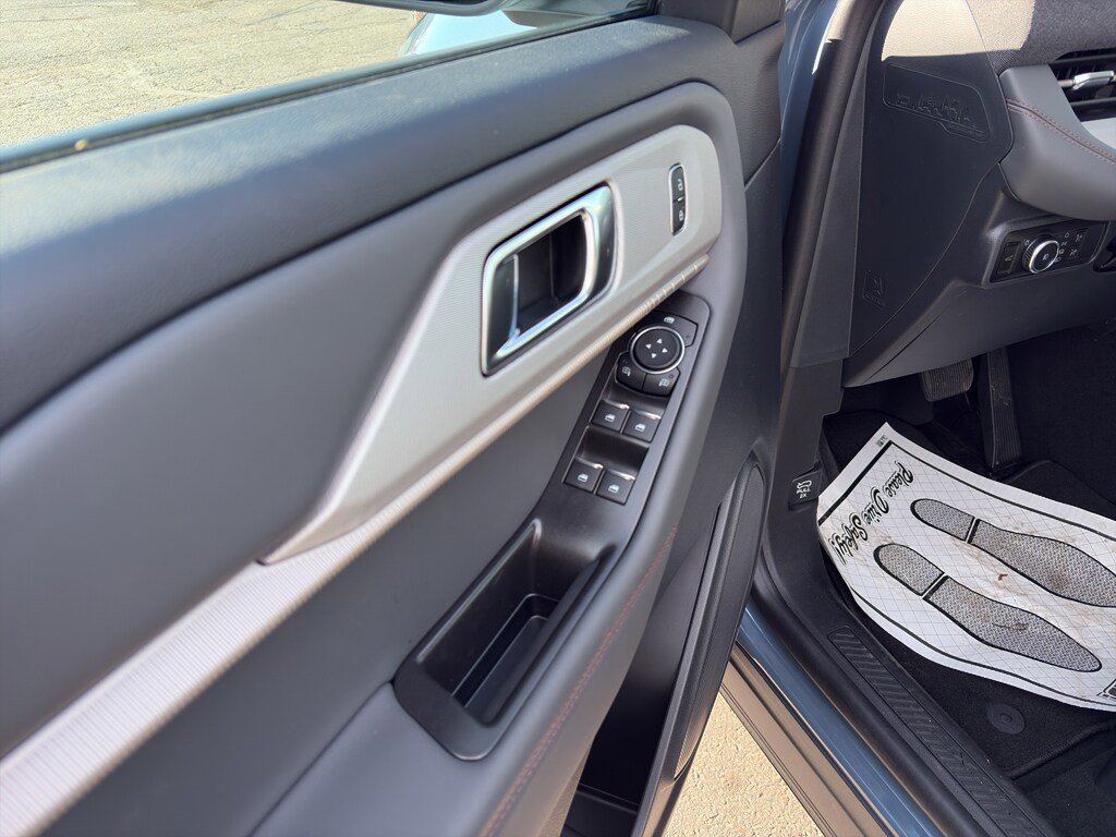 New 2026 Ford Explorer Active w/ Active Comfort Package image 17
