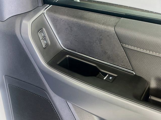 Used 2025 Ford F150 XLT w/ Equipment Group 302A MID image 32