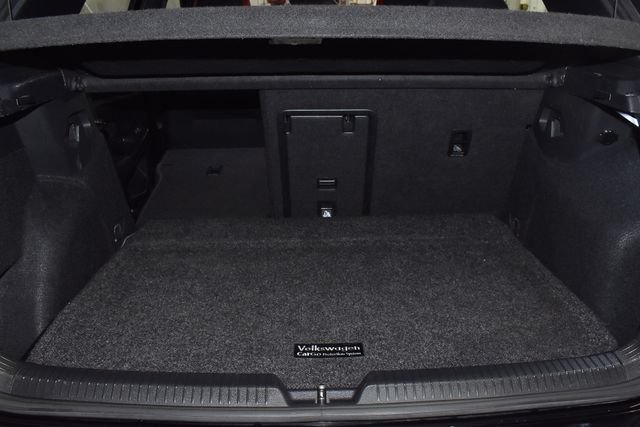Used 2024 Volkswagen GTI Autobahn FWD image 10