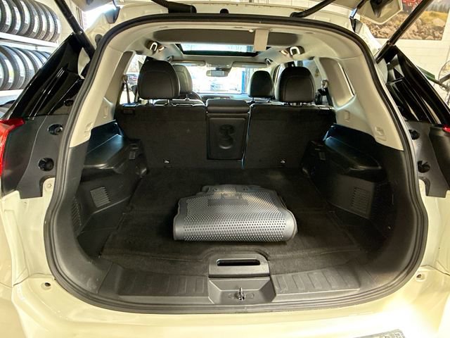 Used 2018 Nissan Rogue SL w/ Premium Package image 27