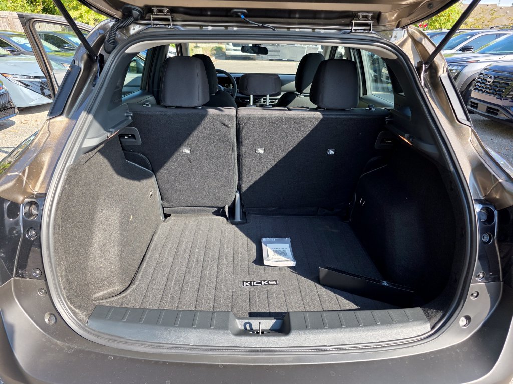 New 2027 Nissan Kicks S FWD image 13