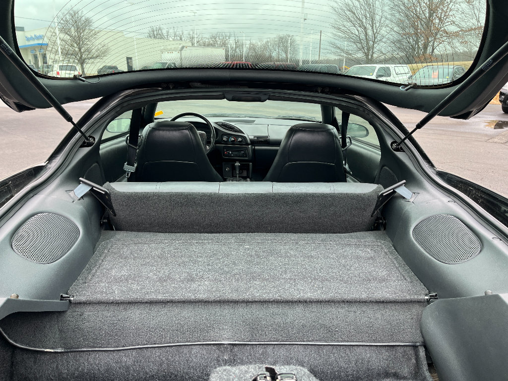 Used 1996 Chevrolet Camaro Z28 RWD image 23