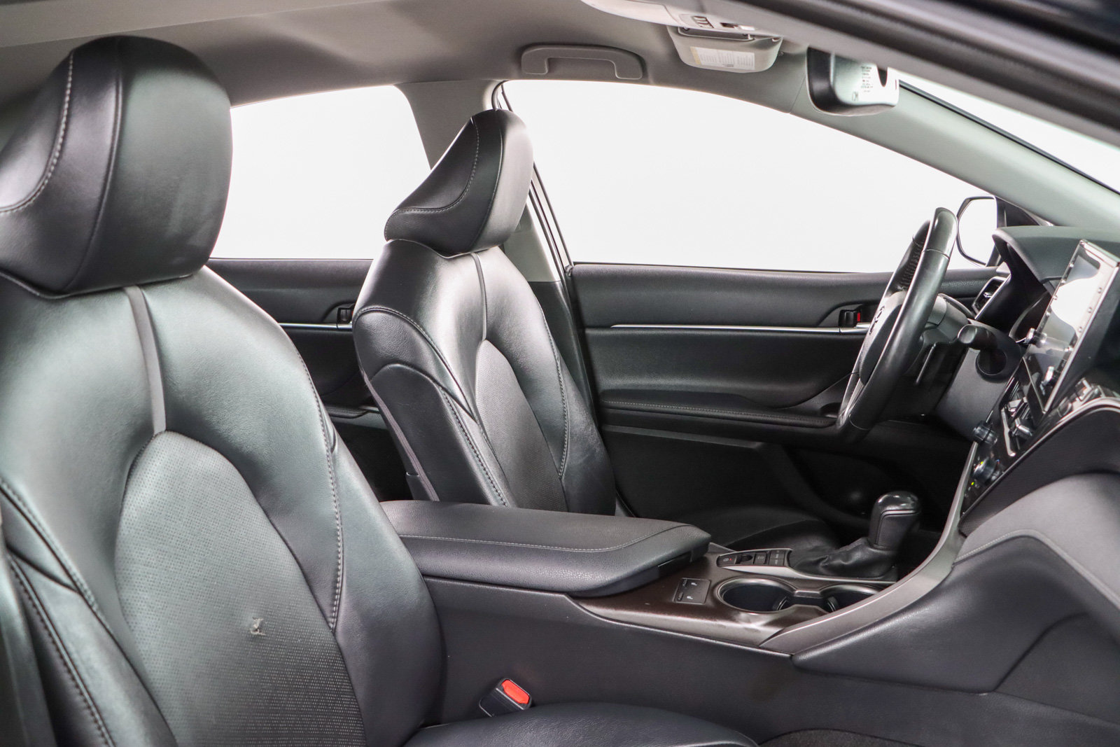 Used 2024 Toyota Camry XSE FWD image 26