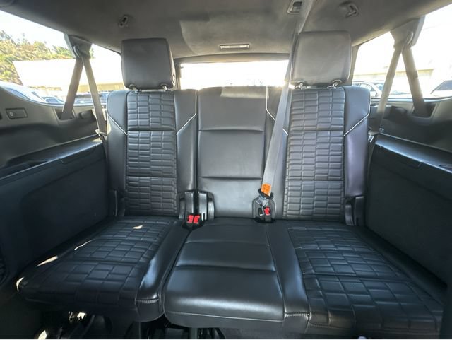 Certified 2023 Cadillac Escalade ESV Sport Platinum w/ LPO, ONYX Package AWD/4WD image 16