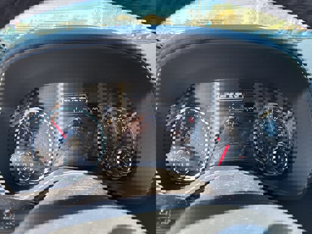 New 2026 RAM 1500 4x4 Crew Cab image 11