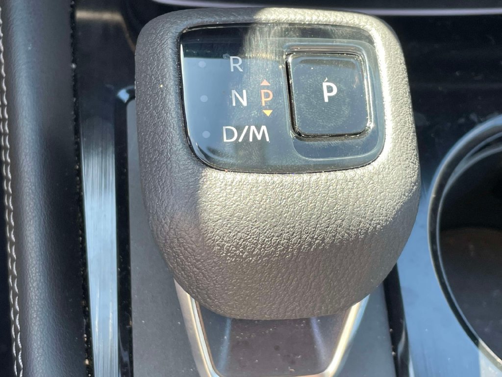 Used 2026 Nissan Rogue Platinum w/ Platinum Premium Package AWD/4WD image 26