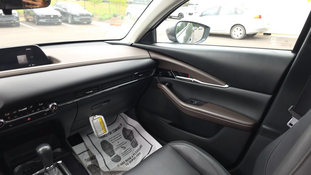 Used 2025 MAZDA CX-30 AWD 2.5 S w/ Premium Package image 28