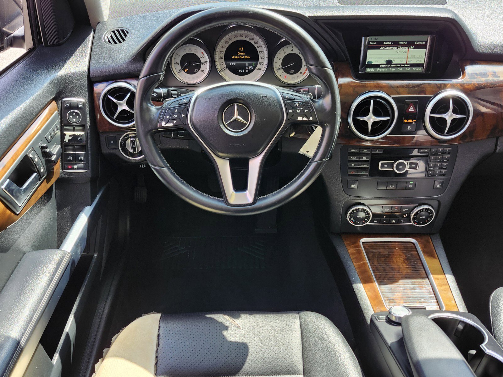 Used 2015 Mercedes-Benz GLK 350 2WD image 4