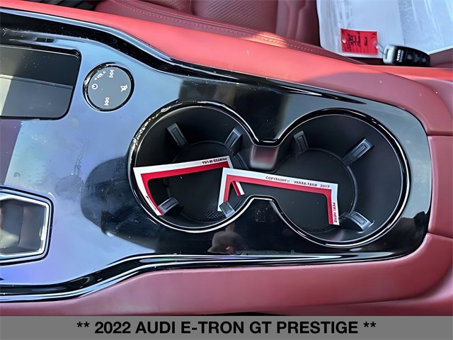 Used 2022 Audi e-tron GT Prestige image 32