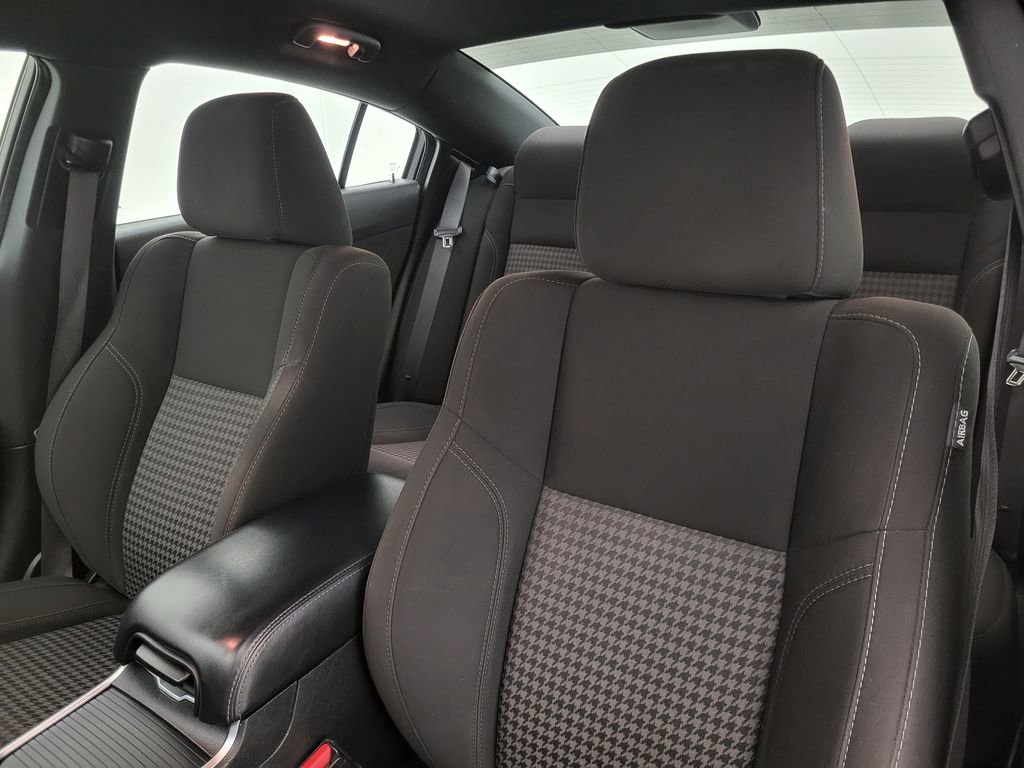 Used 2023 Dodge Charger SXT image 27