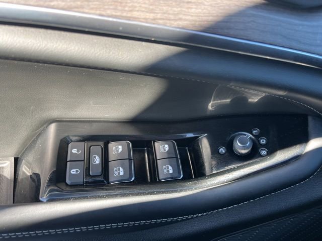 Used 2024 Jeep Grand Cherokee L Overland w/ Trailer Tow Package image 18