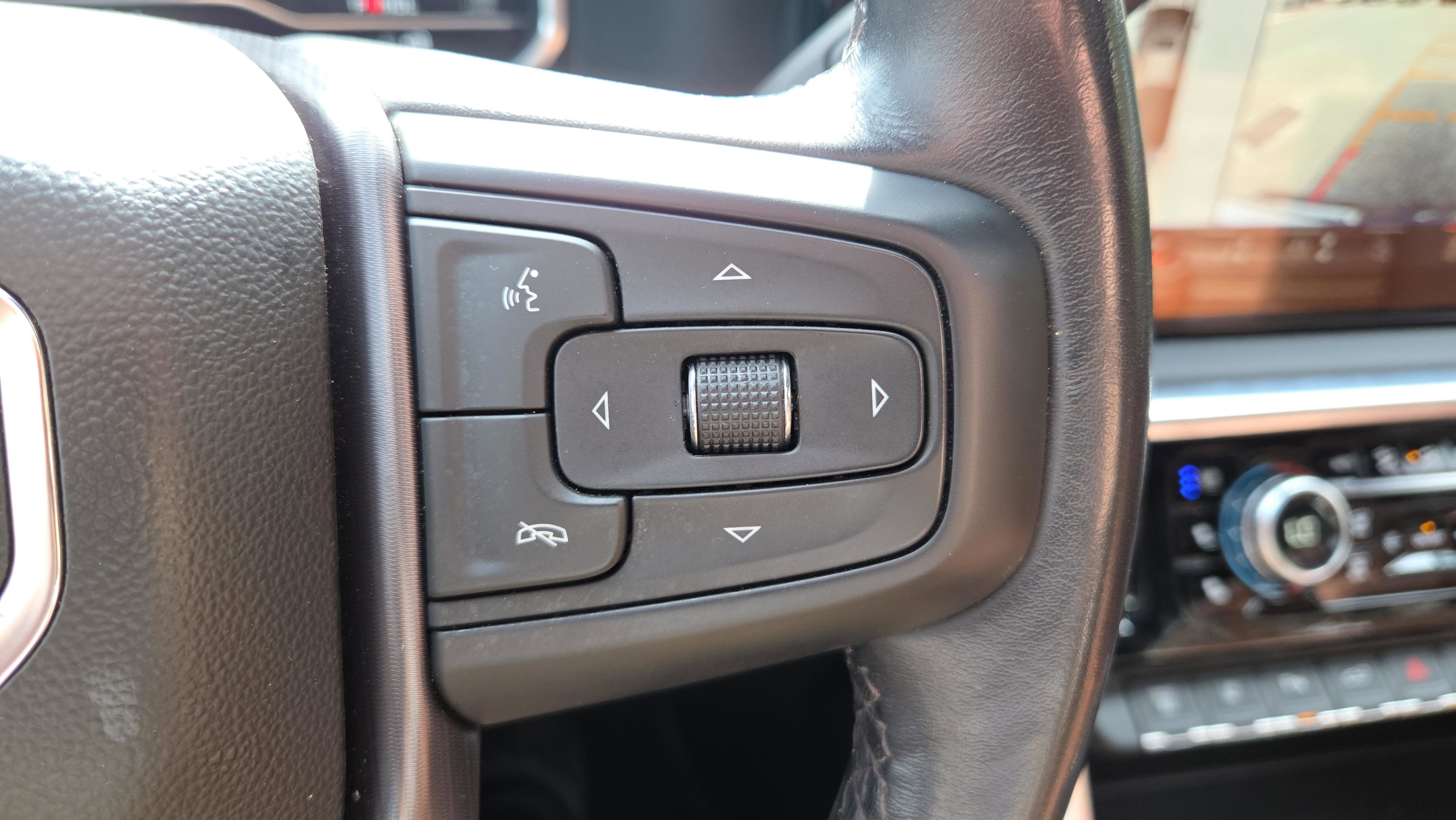 Certified 2024 GMC Sierra 2500 Denali Ultimate w/ Max Trailering Package image 30