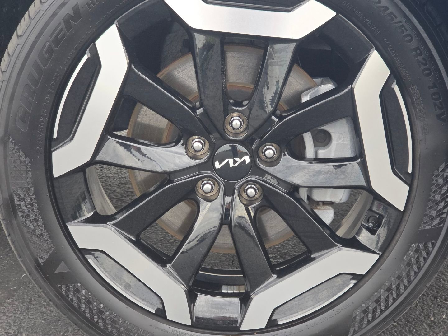 Used 2025 Kia Telluride S image 12