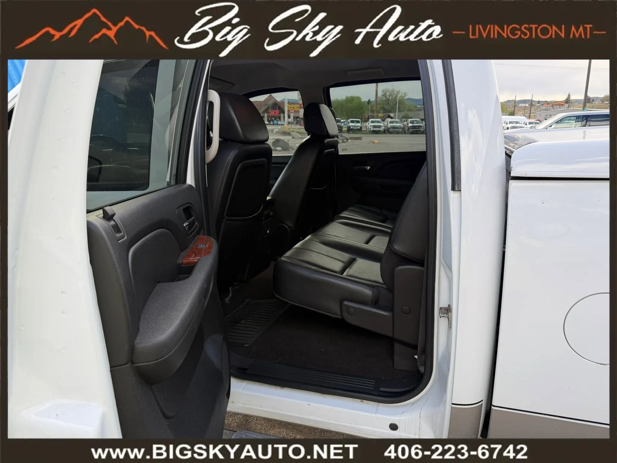 Used 2007 Chevrolet Silverado 2500 LTZ w/ Safety Package AWD/4WD image 18