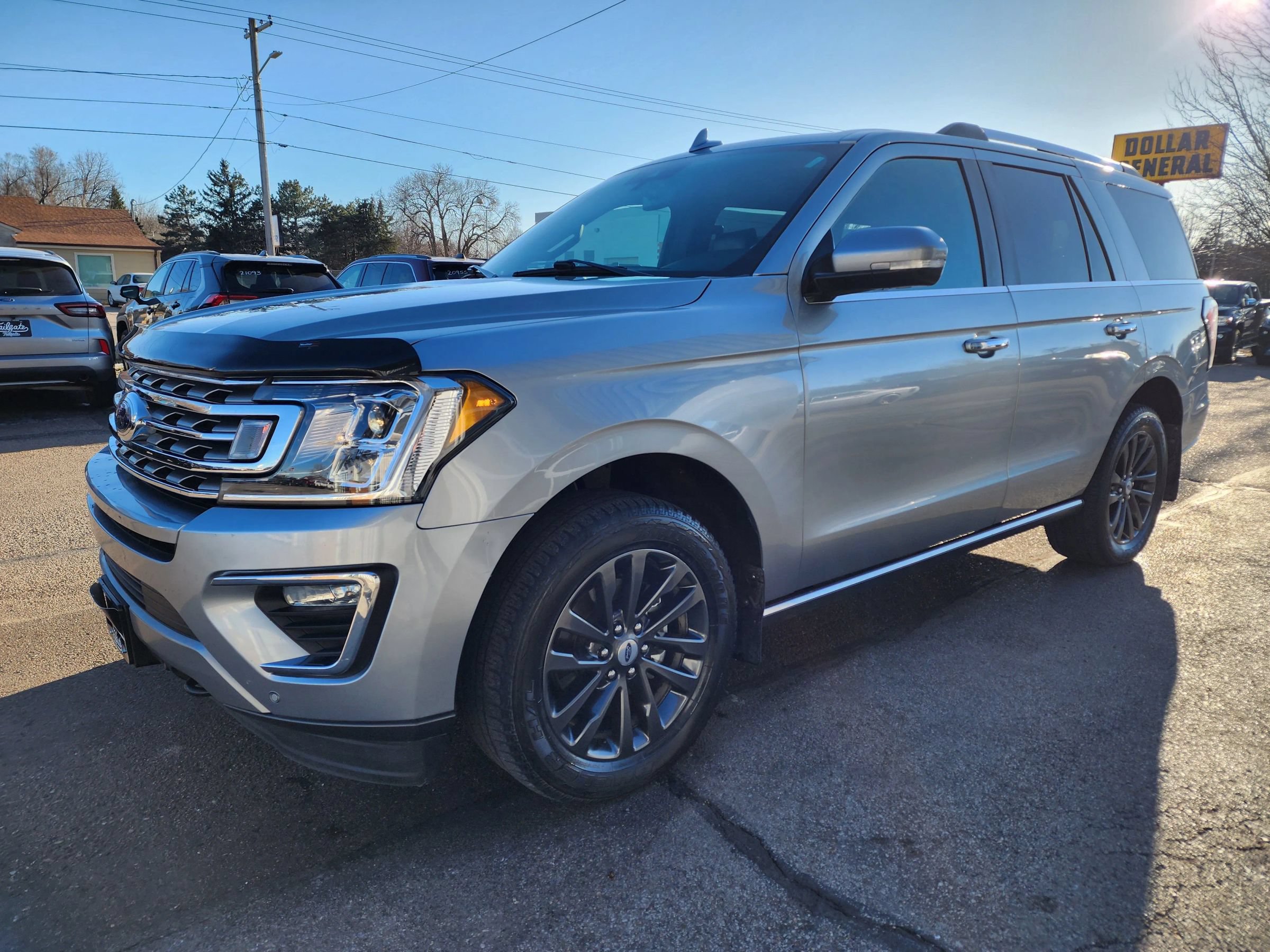 Used 2020 Ford Expedition Limited w/ Equipment Group 301A AWD/4WD image 4