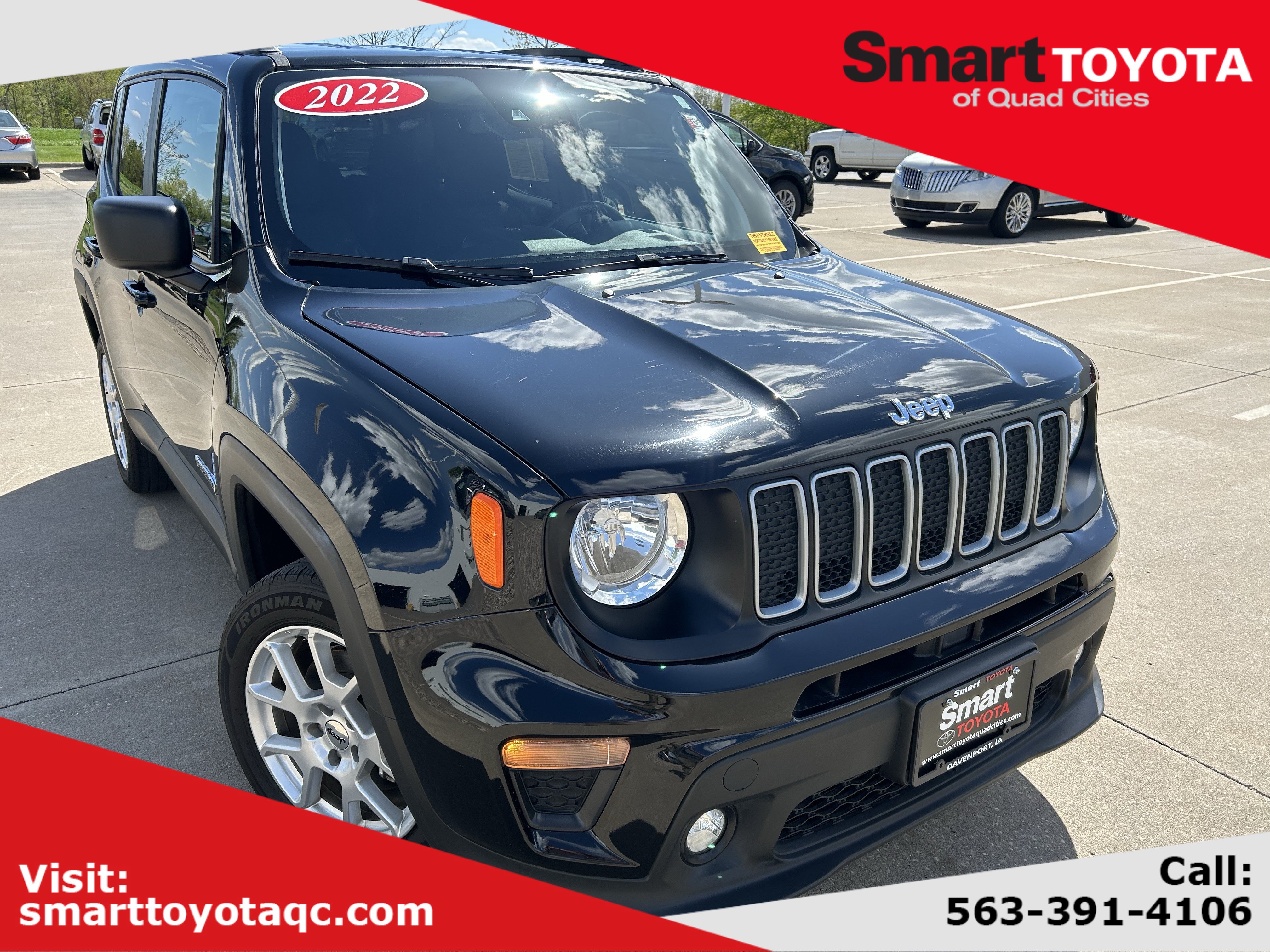 Used 2022 Jeep Renegade Latitude w/ Convenience Group AWD/4WD image 1