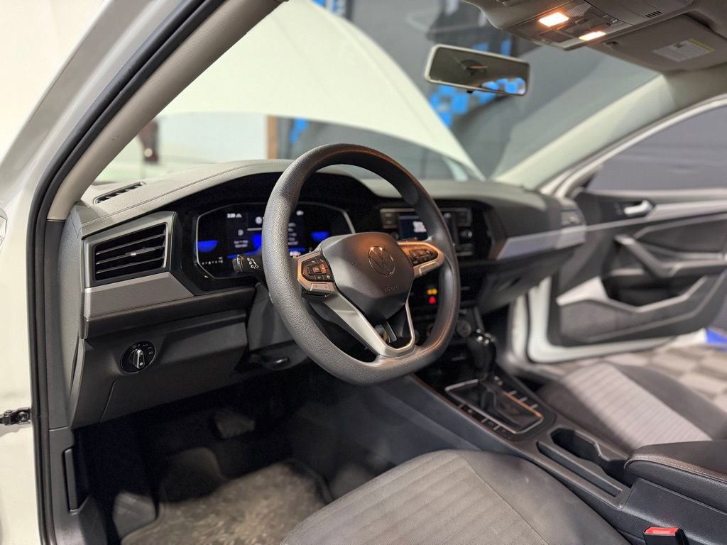Used 2022 Volkswagen Jetta S FWD image 10