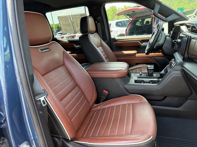 Used 2025 GMC Sierra 1500 Denali Ultimate AWD/4WD image 11