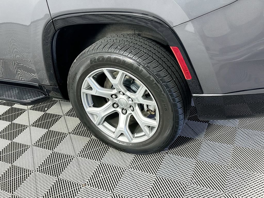 Used 2022 Jeep Wagoneer Series II image 40