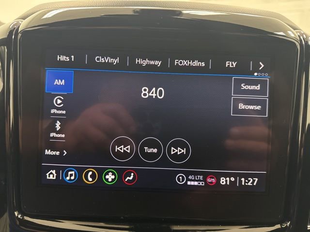 Used 2023 Chevrolet Traverse LT FWD image 15