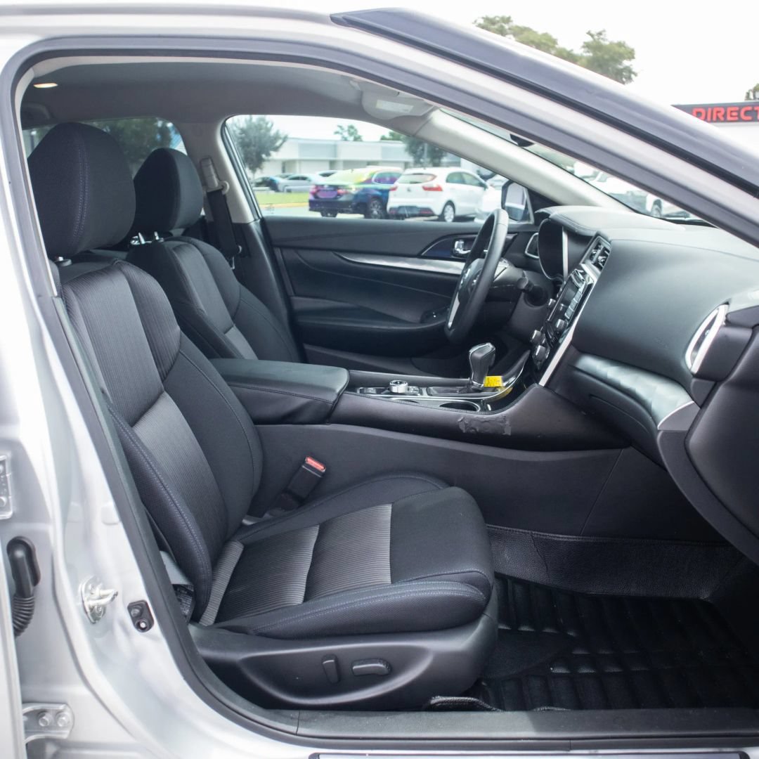 Used 2020 Nissan Maxima 3.5 S w/ Floor Mat Group FWD image 16