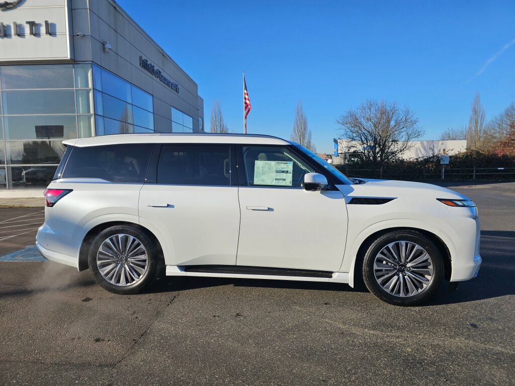 New 2026 INFINITI QX80 Luxe w/ Cargo Package image 8