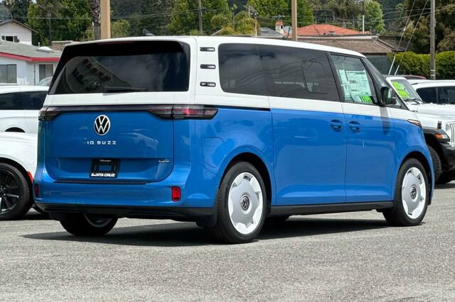 New 2025 Volkswagen ID. Buzz 1st Edition image 4