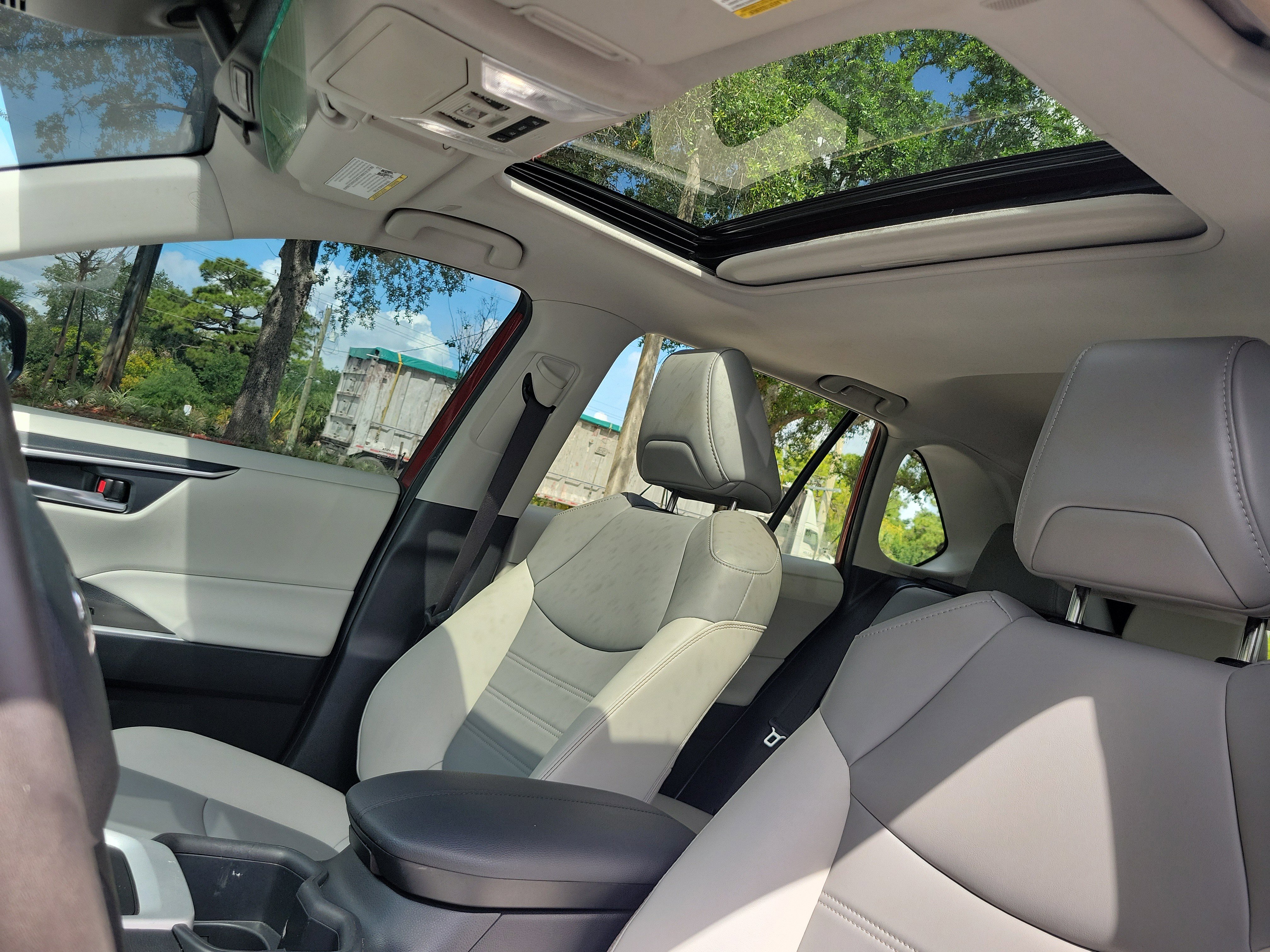 Used 2024 Toyota RAV4 XLE Premium AWD/4WD image 21