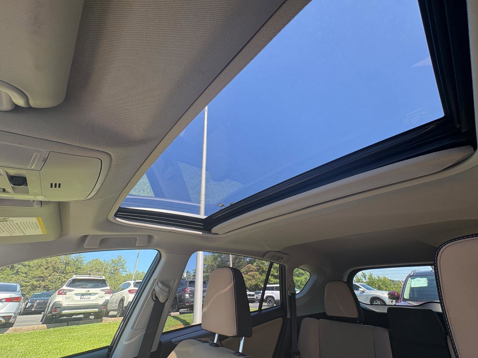 Used 2017 Toyota RAV4 XLE FWD image 38