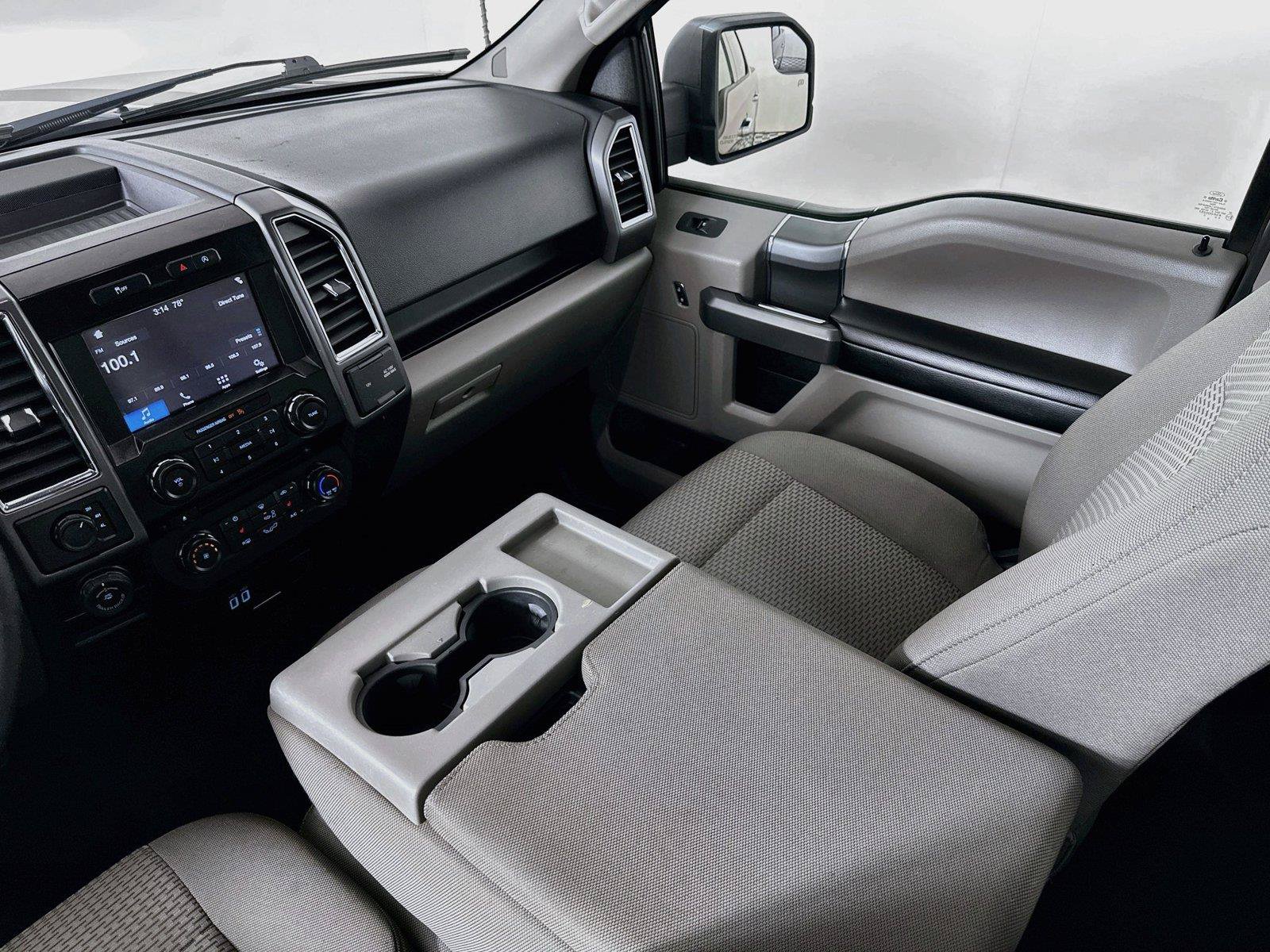 Used 2016 Ford F150 XLT w/ Equipment Group 302A Luxury AWD/4WD image 24