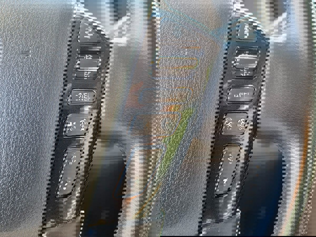 Used 2023 Nissan Armada SV image 28