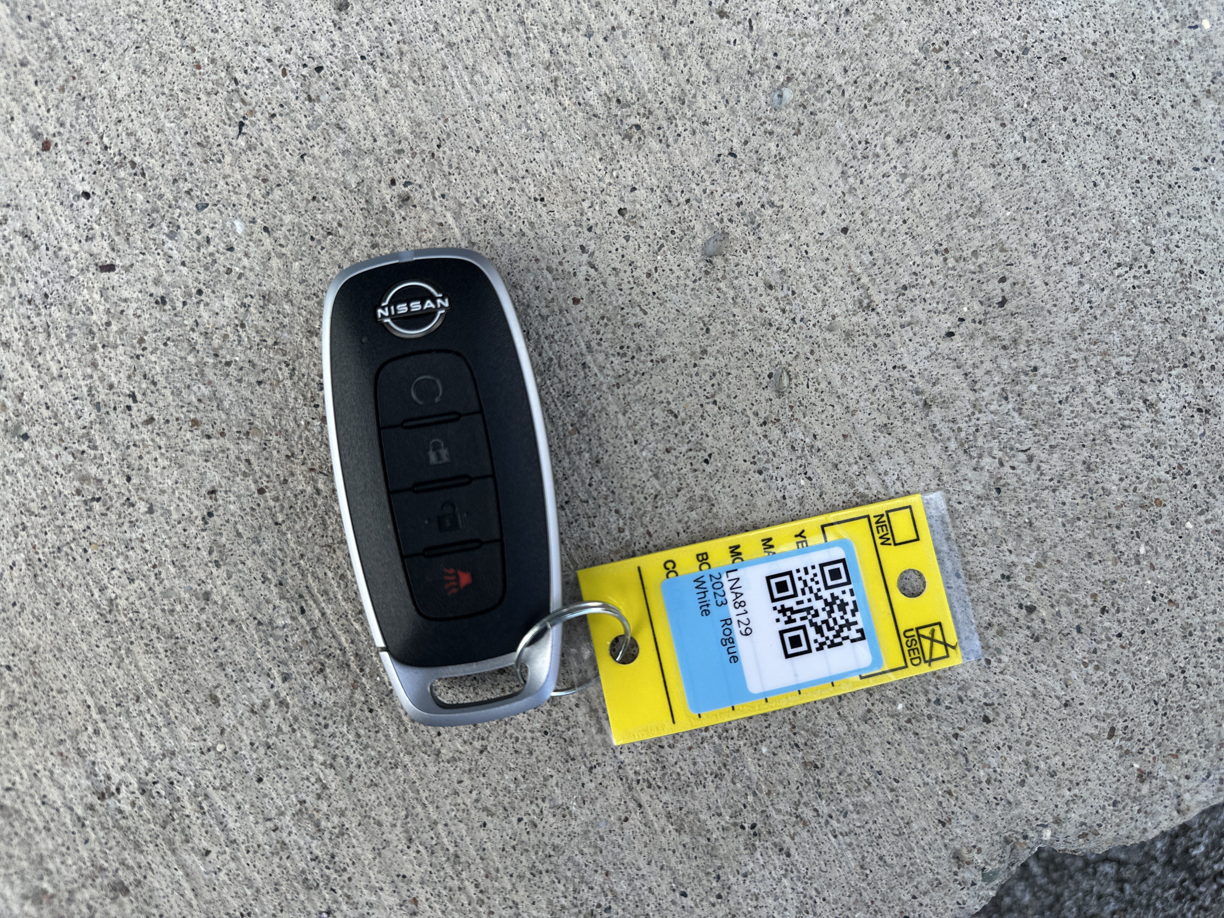 Used 2023 Nissan Rogue SV AWD/4WD image 30