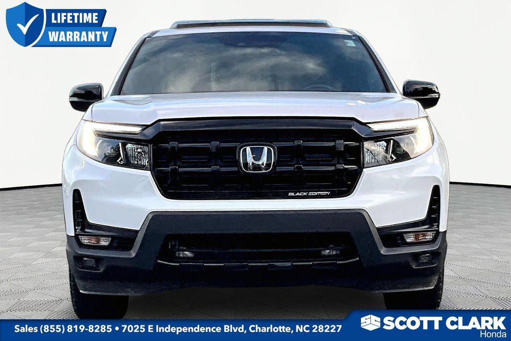 Used 2025 Honda Ridgeline Black Edition image 2