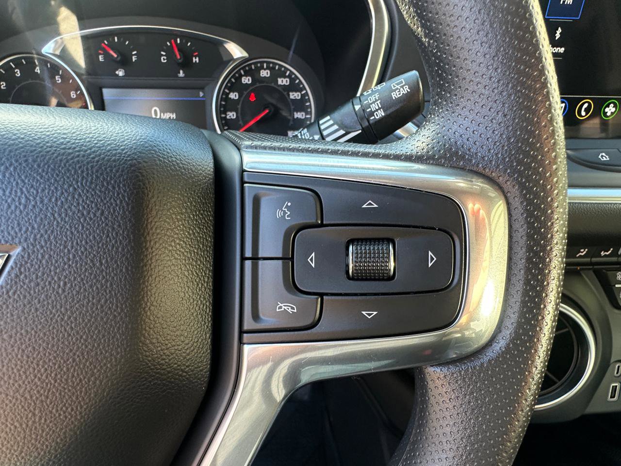 Used 2024 Chevrolet Blazer LT w/ Convenience Package FWD image 32
