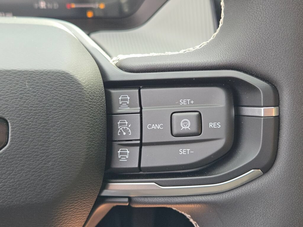 New 2026 Jeep Cherokee Laredo AWD/4WD image 28