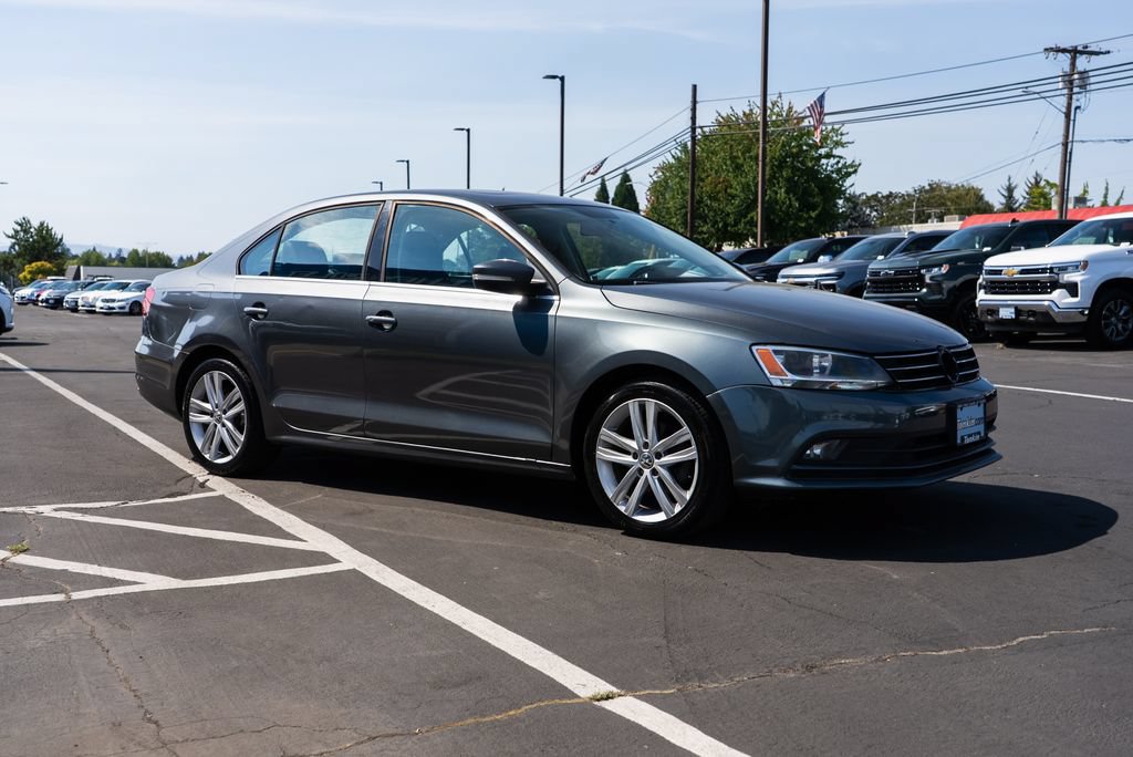 Used 2015 Volkswagen Jetta TDI SEL FWD image 5