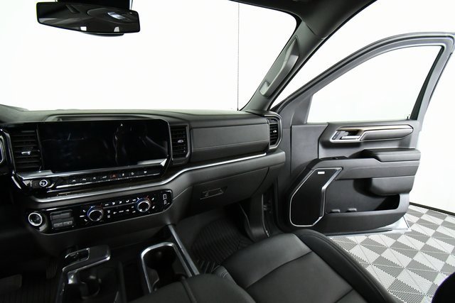 Used 2024 Chevrolet Silverado 1500 RST w/ Convenience Package II image 20