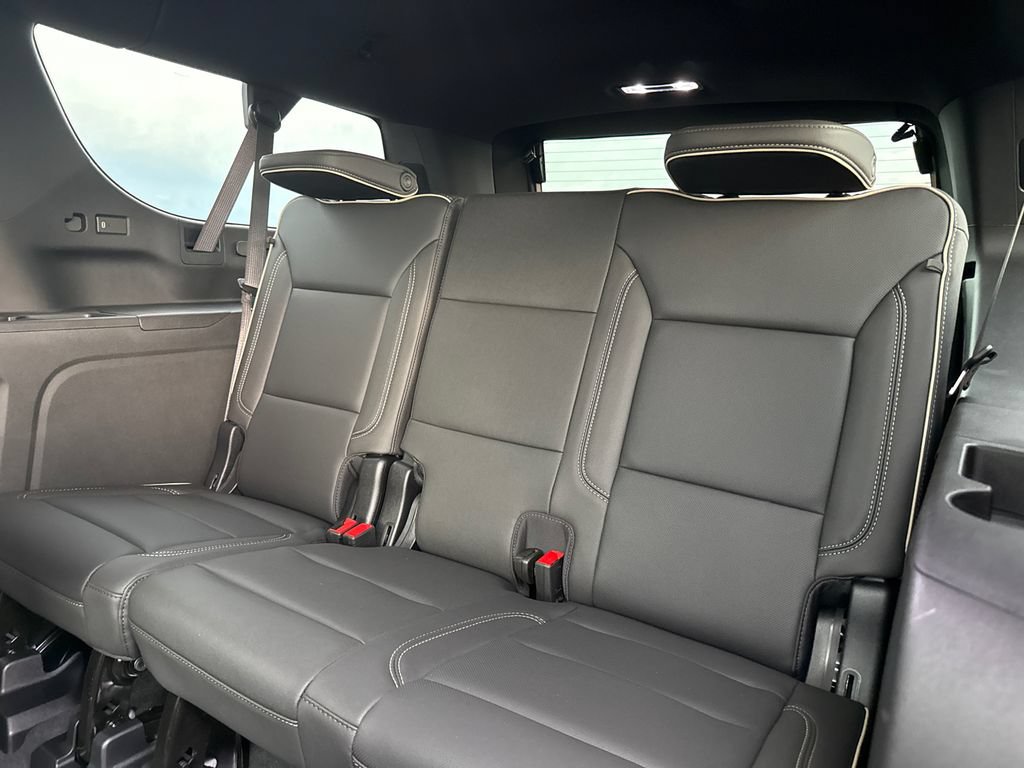 New 2026 GMC Yukon XL Elevation w/ Elevation Premium Package AWD/4WD image 34