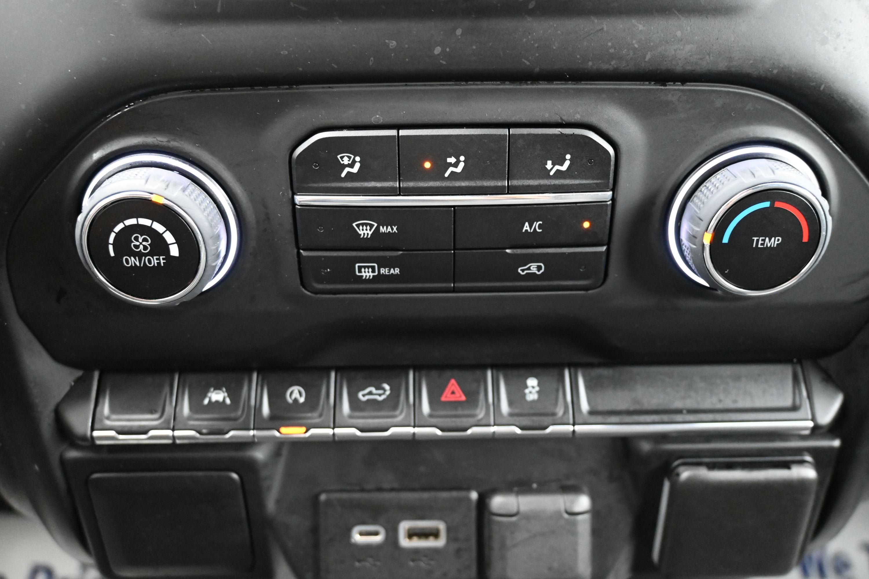 Used 2023 Chevrolet Silverado 1500 Custom w/ LPO, Dark Essentials Package AWD/4WD image 16