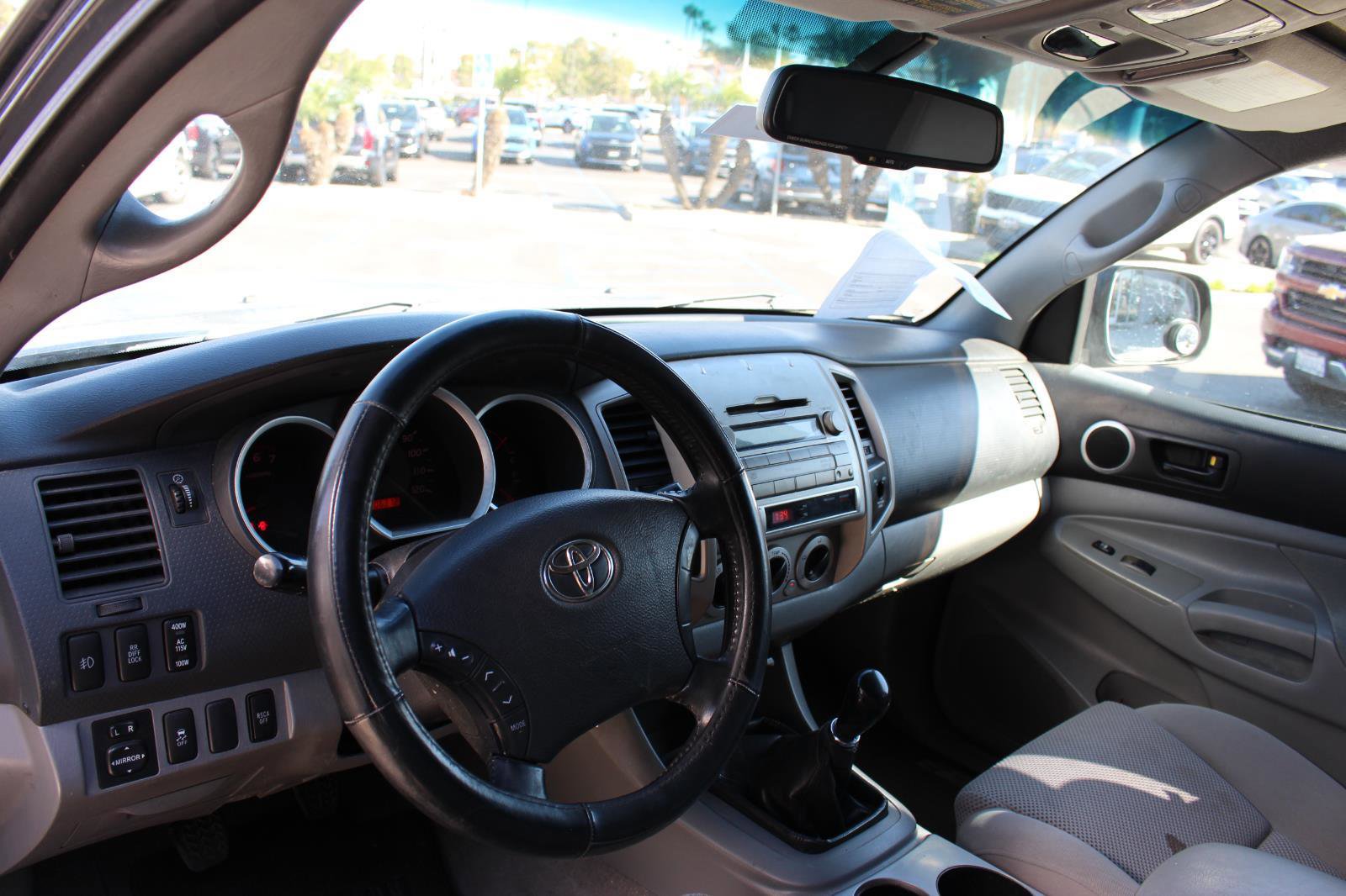 Used 2009 Toyota Tacoma PreRunner image 18