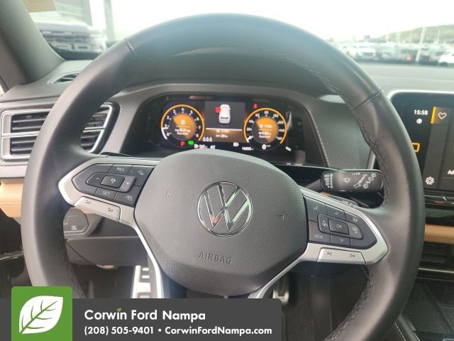 Used 2024 Volkswagen Atlas Cross Sport SEL R-Line image 11