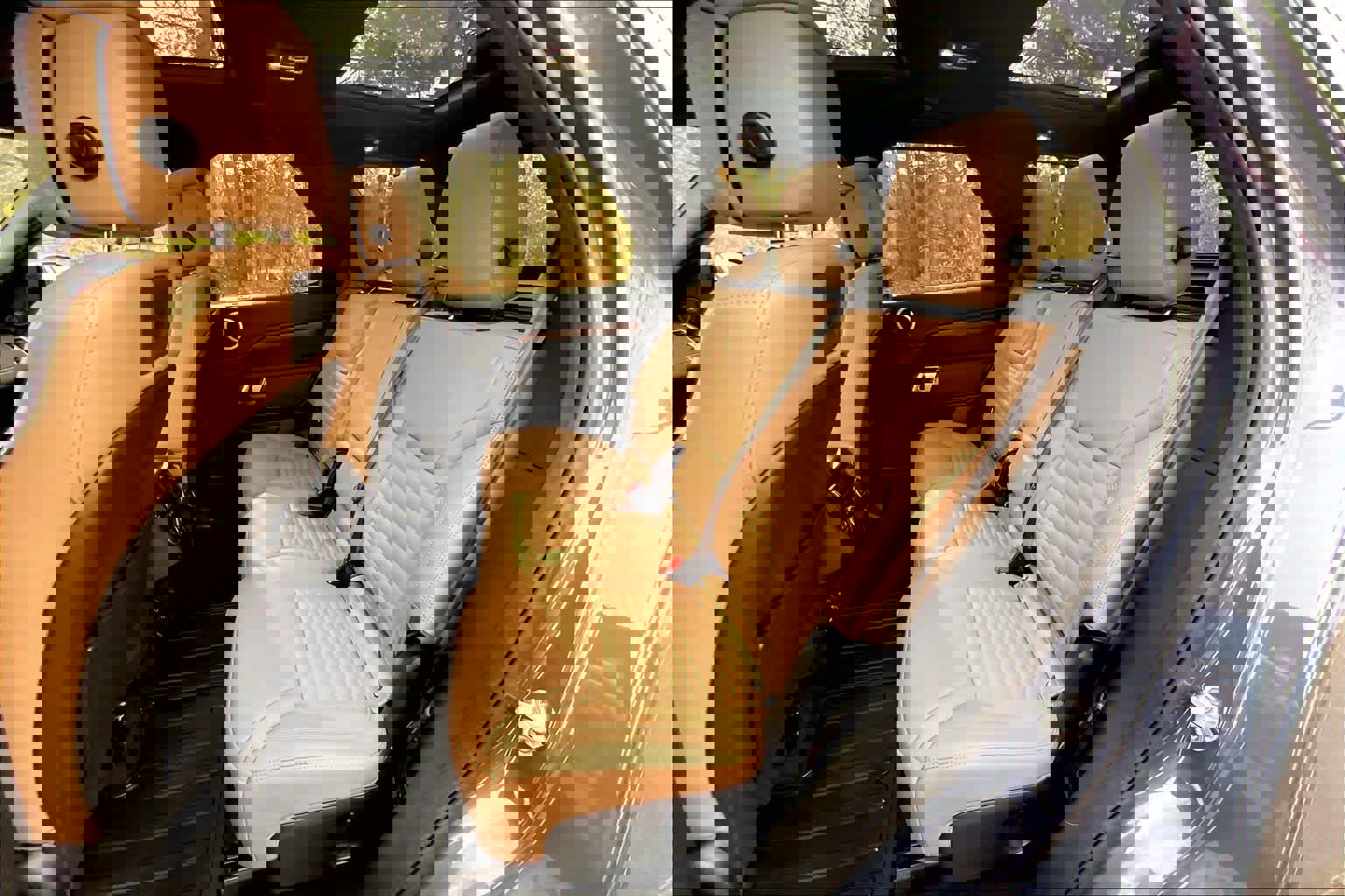 Used 2025 Land Rover Discovery Dynamic SE image 19