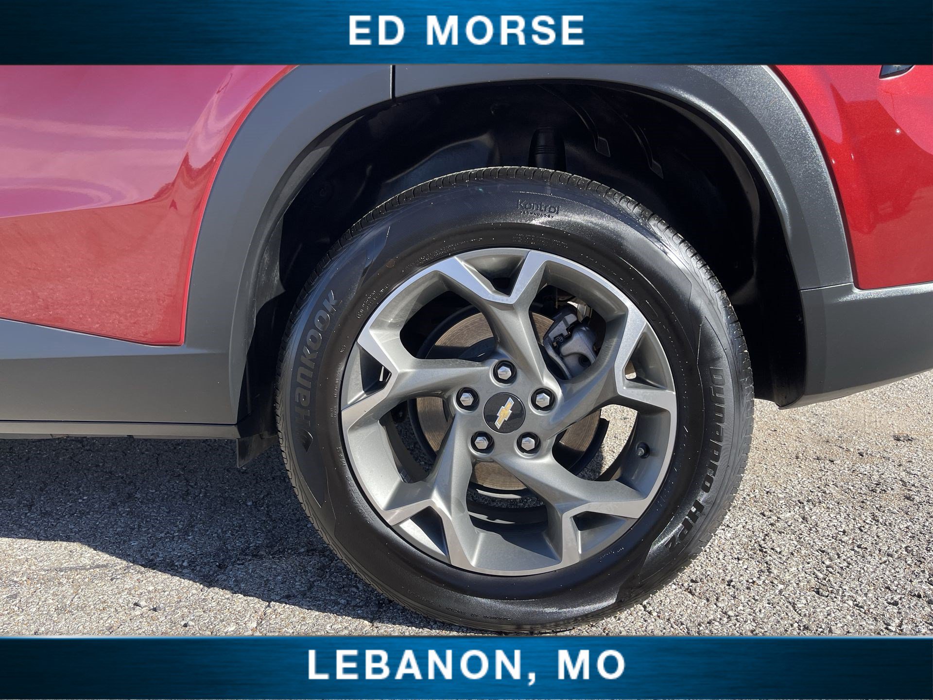 Certified 2025 Chevrolet Trax LT w/ LT Convenience Package FWD image 30