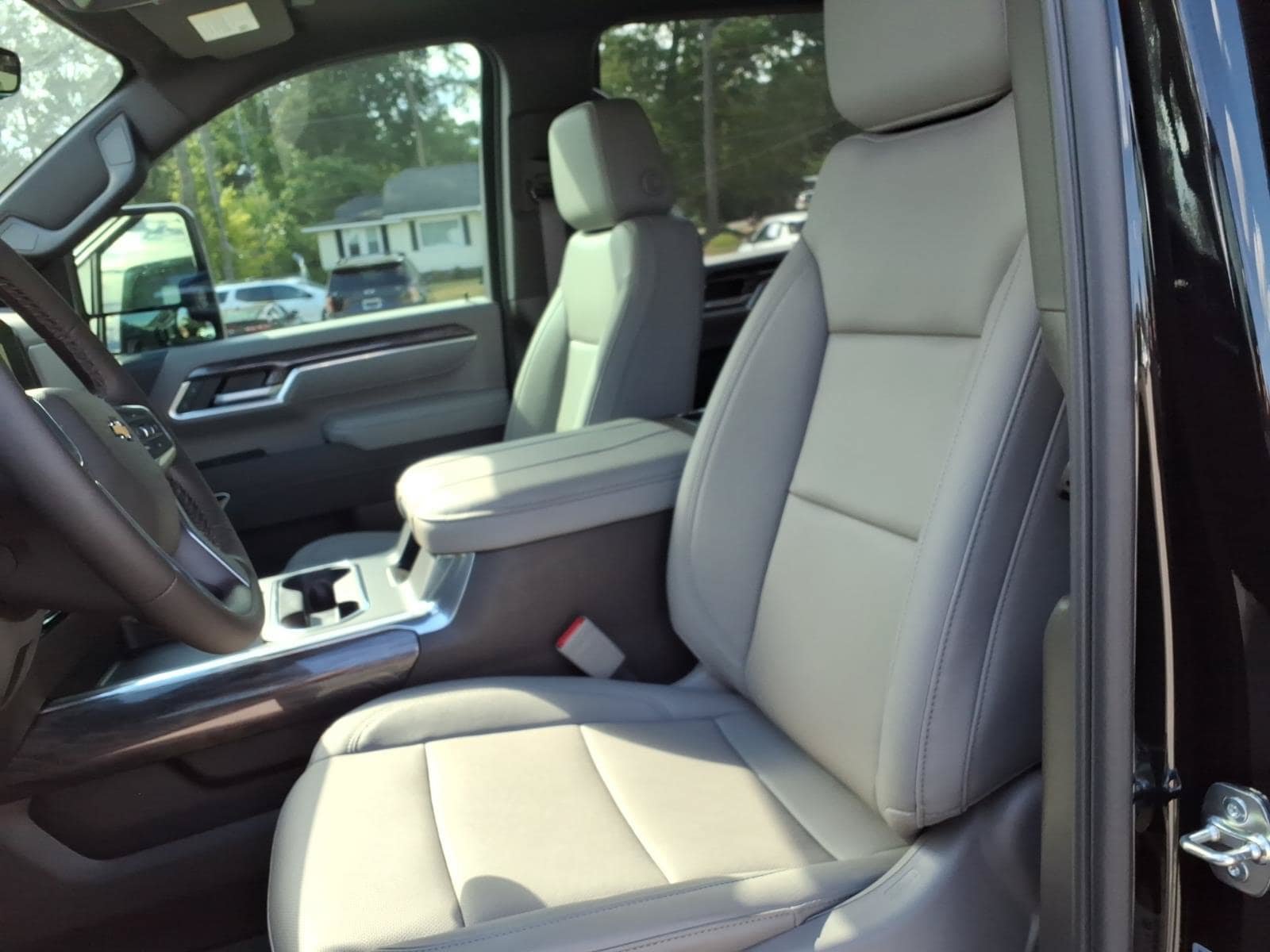 New 2026 Chevrolet Silverado 2500 LTZ w/ LTZ Premium Package AWD/4WD image 22