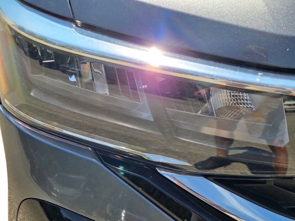 Used 2022 Volkswagen Taos S FWD image 5