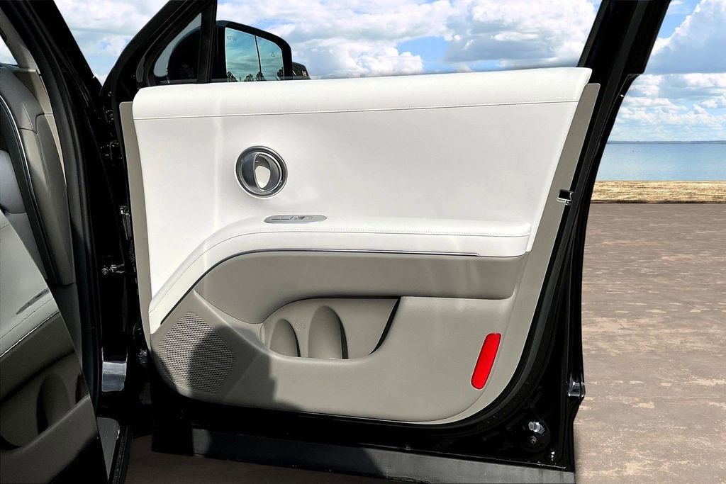 Used 2026 Hyundai Palisade Limited image 30