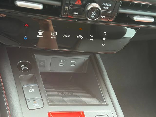 New 2026 Nissan Kicks SR FWD image 21