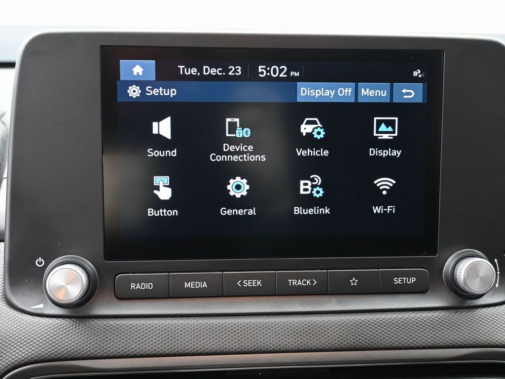 Used 2023 Hyundai Kona SE w/ Cargo Package image 24